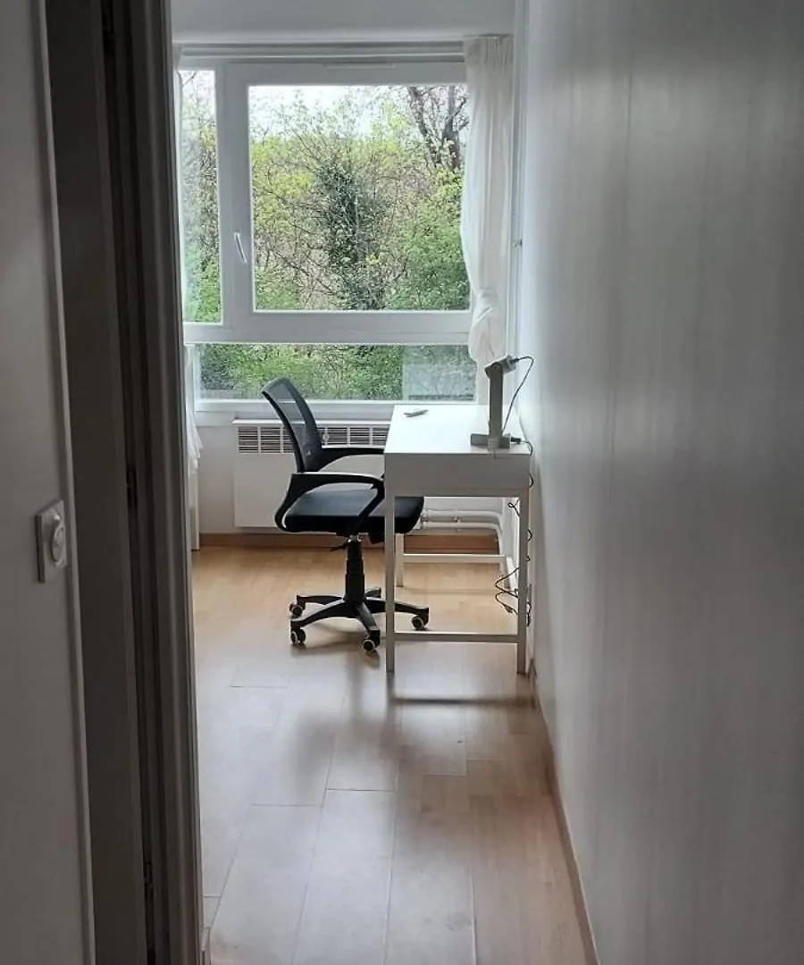 Appartement 93M² Renove 4 Ch. Oullins 0*,